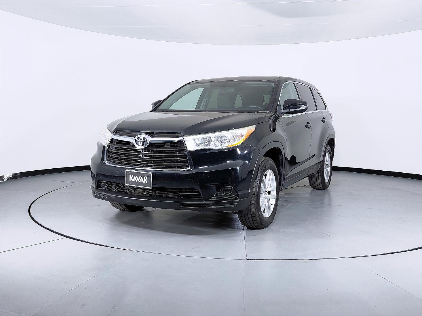 Autos Toyota Highlander 3.5 LE AT Suv 2016 Usados | KAVAK México