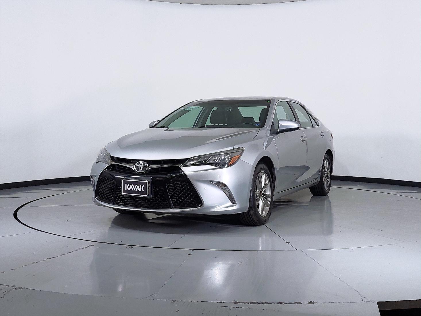 Autos Toyota Camry 3.5 XSE V6 6AT Sedan 2016 usados | KAVAK México