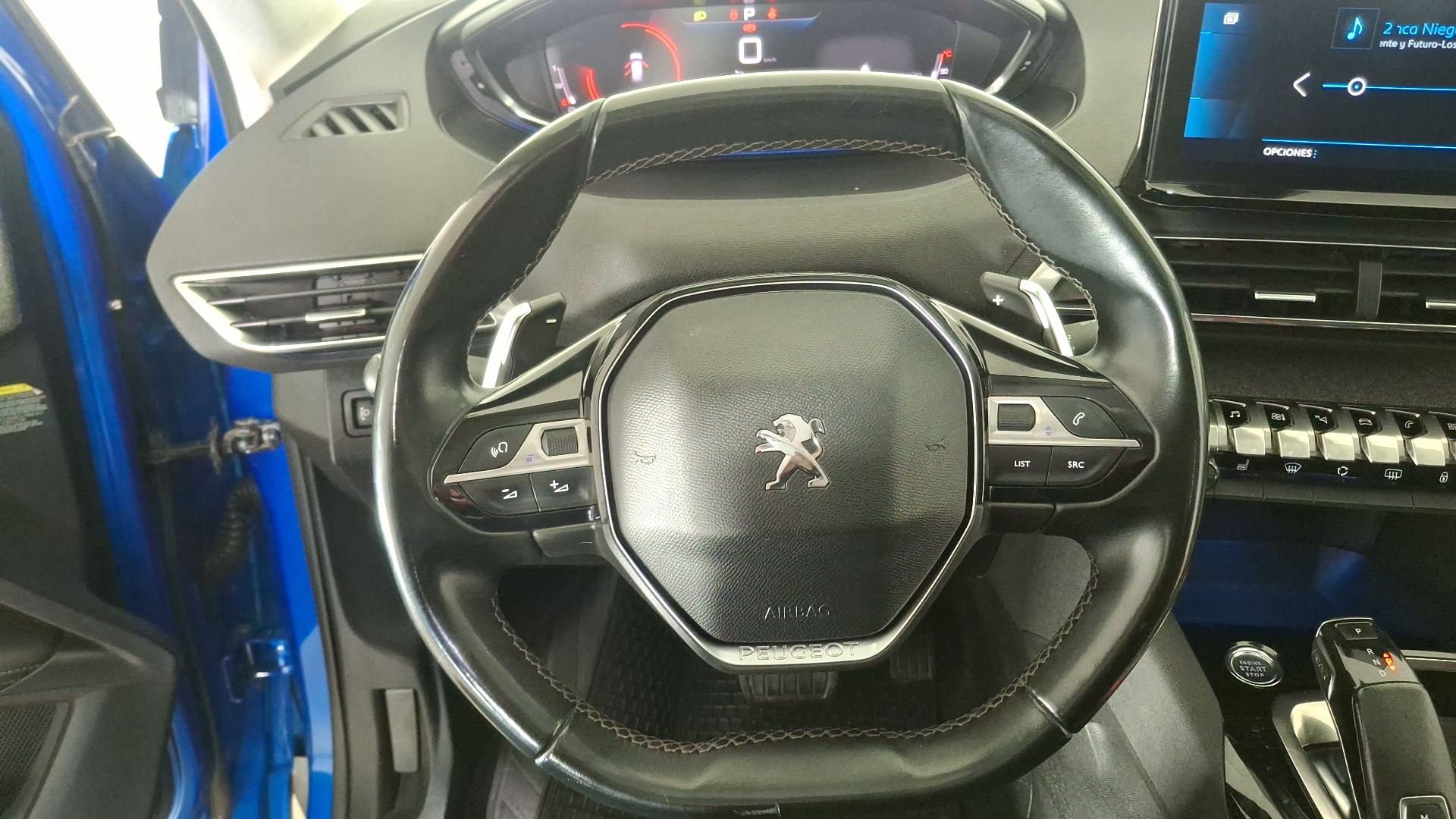 Peugeot 3008 — foto 8 de 16