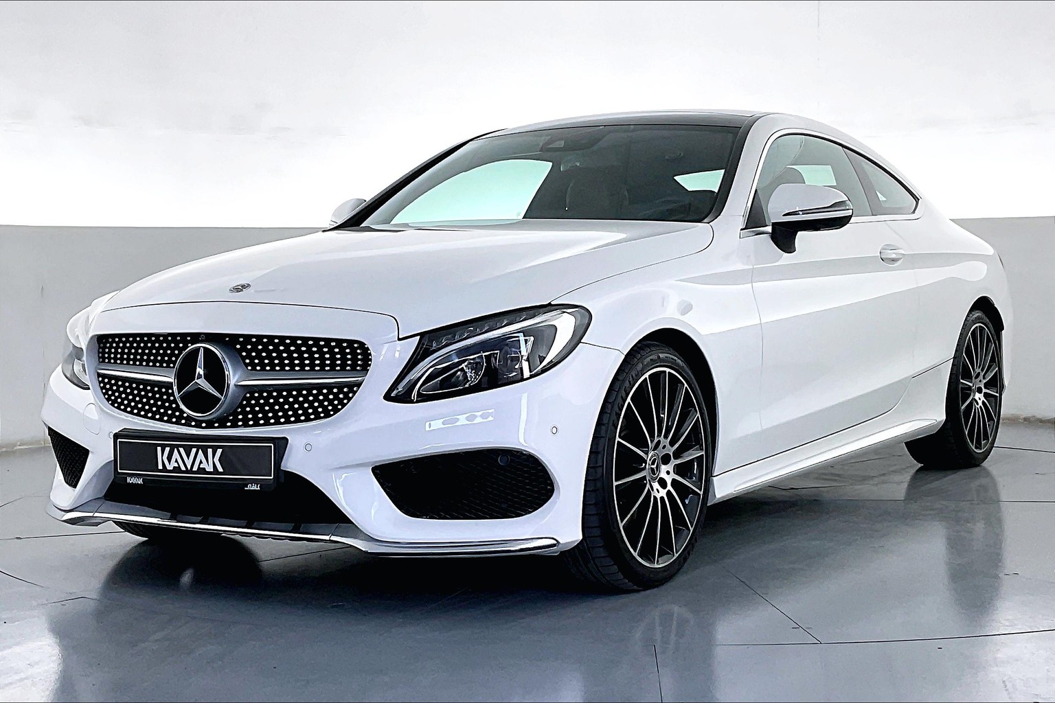 Used Mercedes Benz C 200 AMG PACKAGE Coupe 2018 Cars for Sale | KAVAK UAE