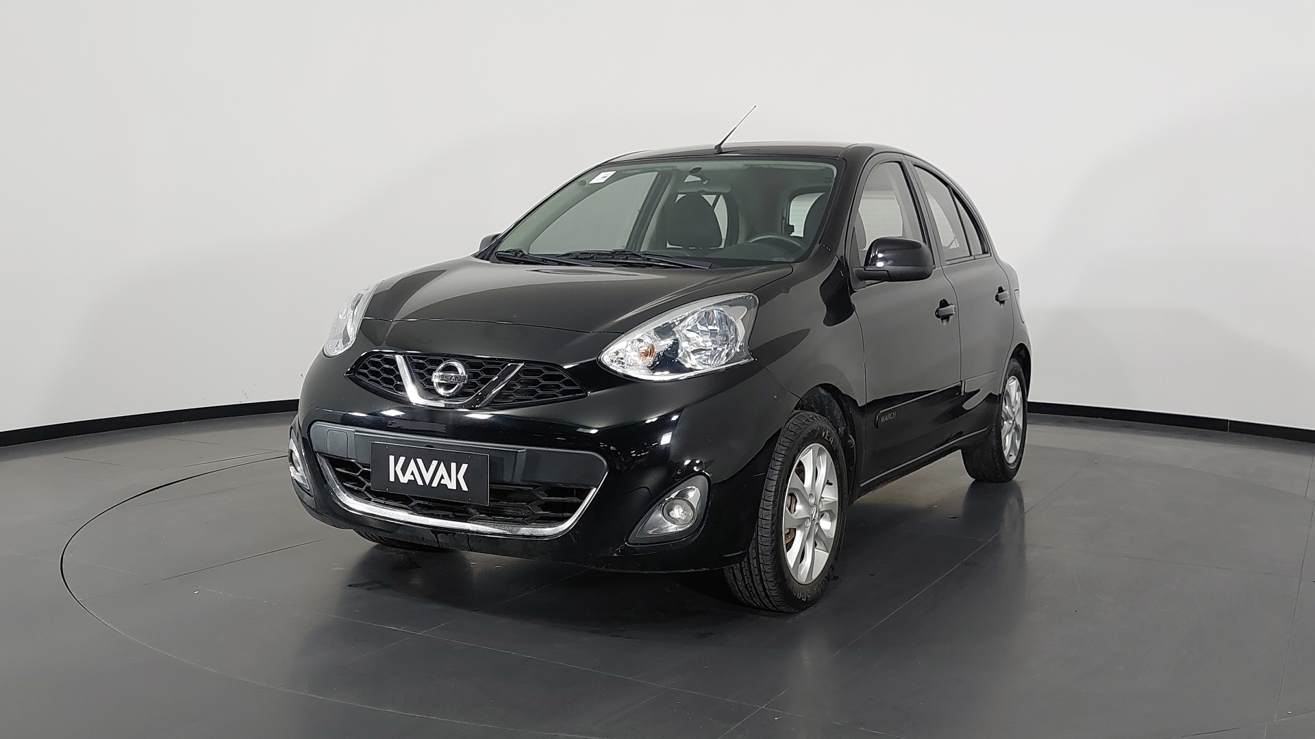 Carros Nissan March Sv V Hatchback Usados Kavak Brasil