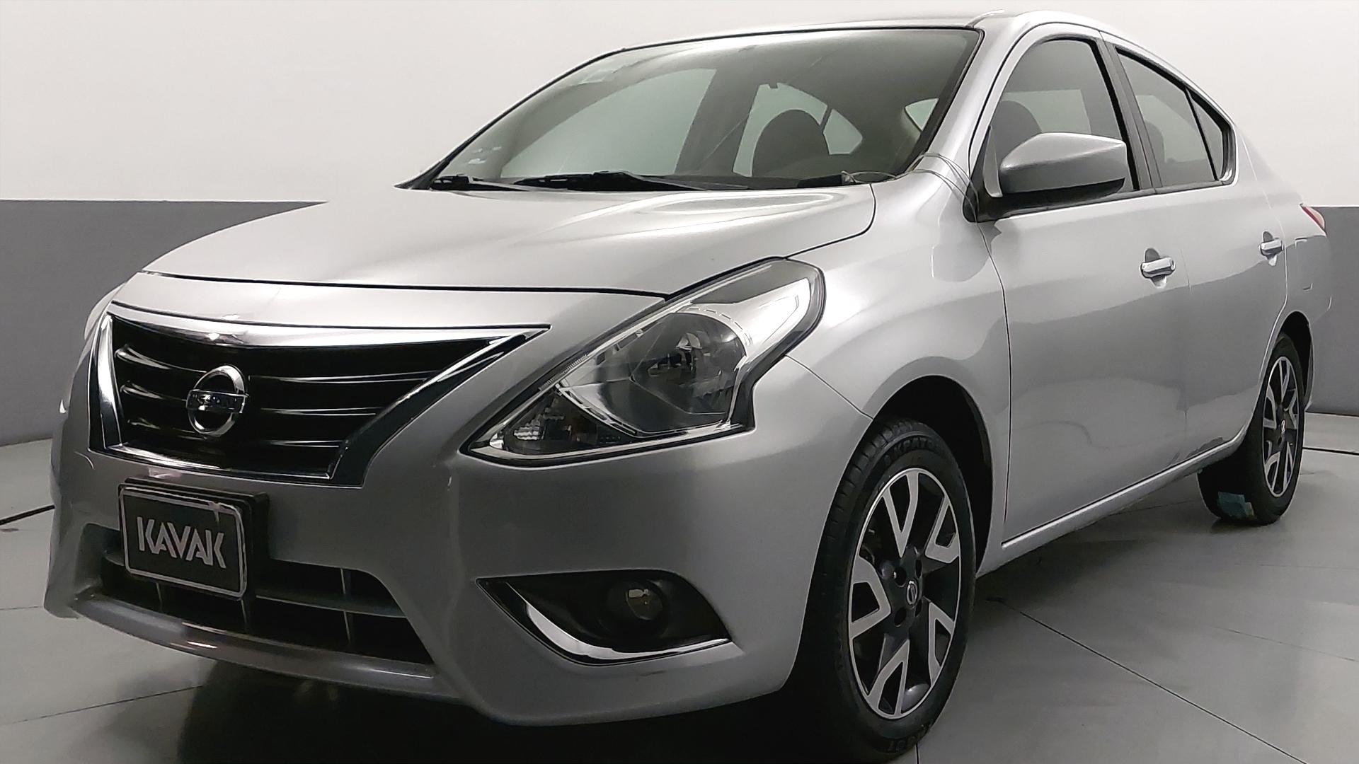 Autos Nissan Versa 1.6 ADVANCE AUTO Sedan 2019 Usados | KAVAK México