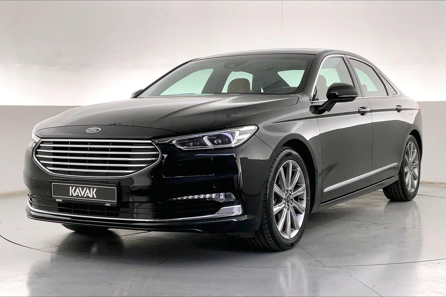 Used Ford Taurus TITANIUM Sedan 2022 Cars for Sale | KAVAK UAE