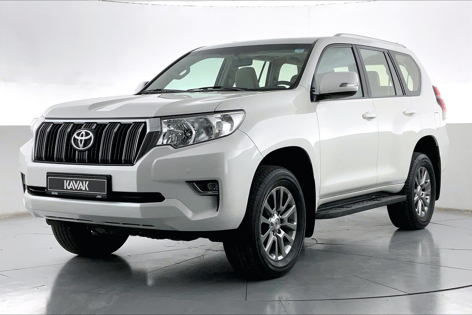 Used Toyota Land Cruiser Prado GXR Suv 2020 Cars for Sale | KAVAK UAE