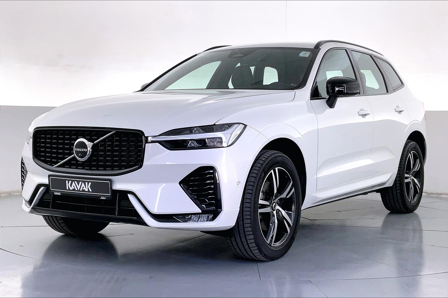 Used Volvo Xc60 B5 R DESIGN Suv 2022 Cars for Sale | KAVAK UAE