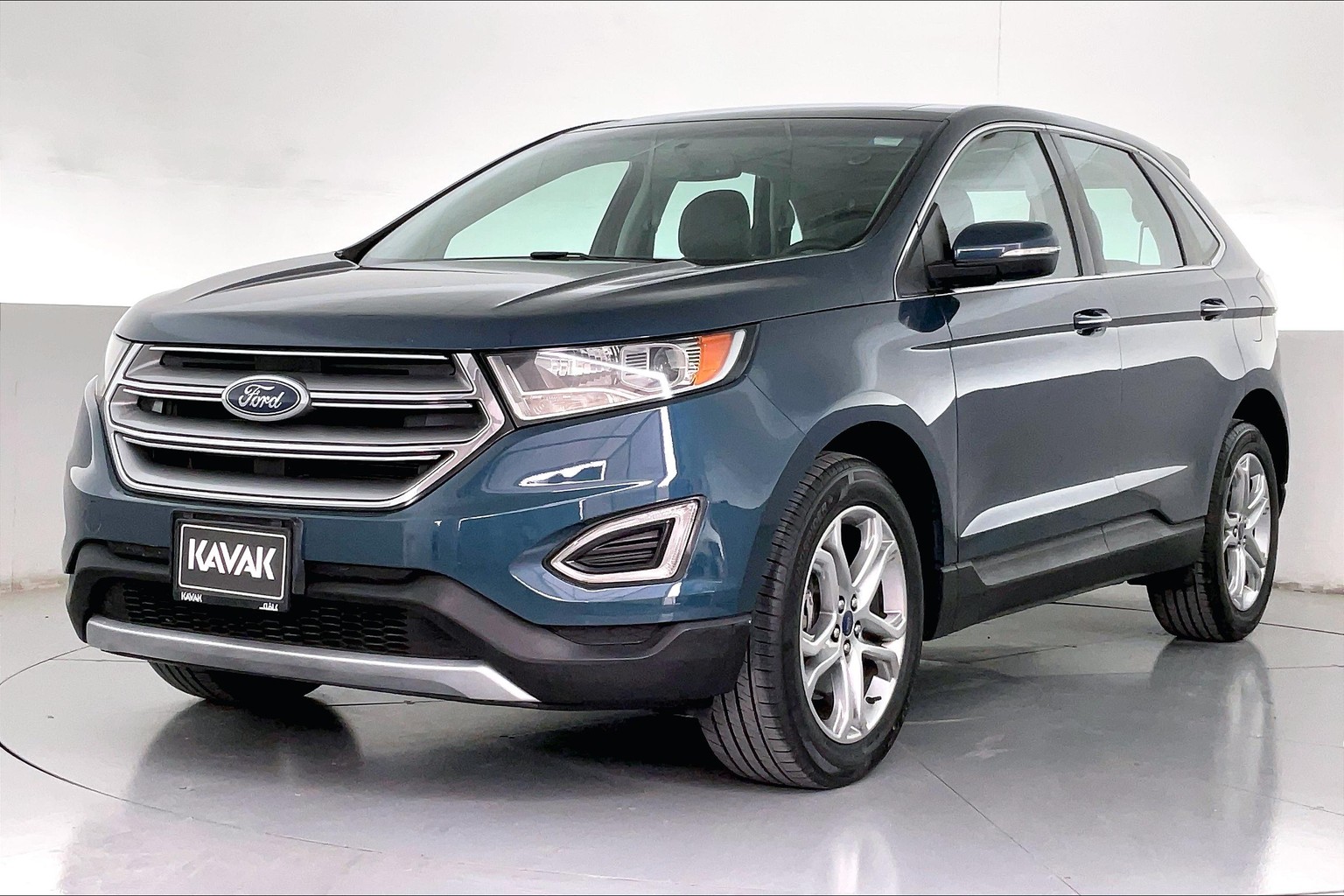 Used Ford Edge TITANIUM / PLUS Suv 2016 Cars for Sale | KAVAK UAE