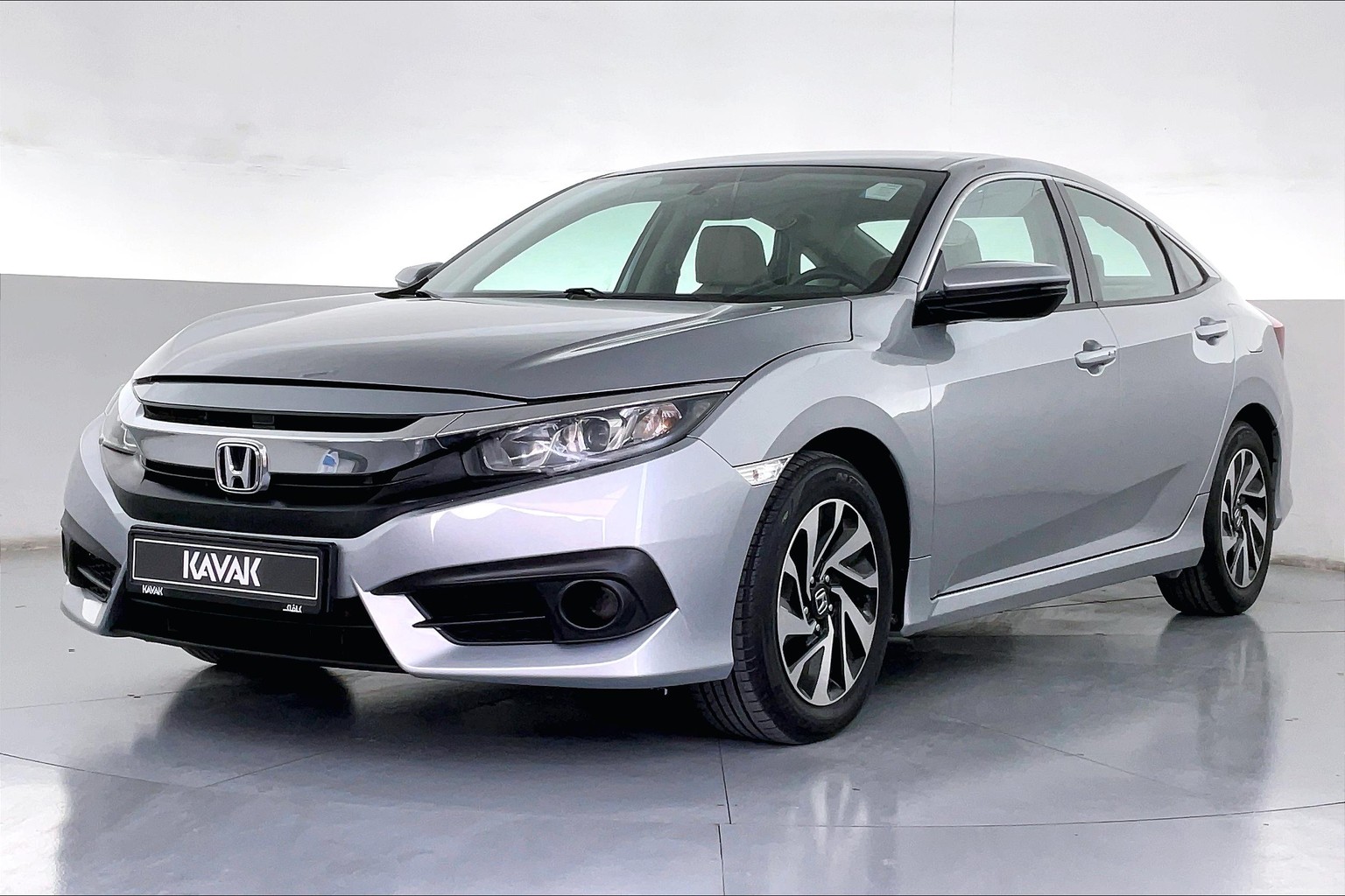 Used Honda Civic LX Sedan 2017 Cars for Sale | KAVAK UAE