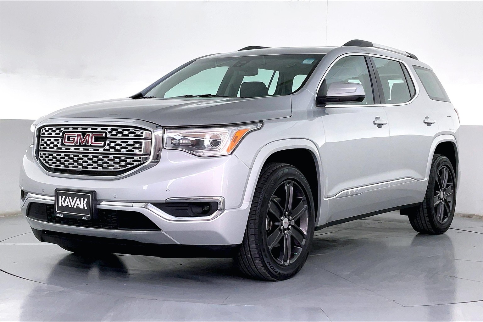 Used Gmc Acadia DENALI Suv 2019 Cars for Sale KAVAK UAE