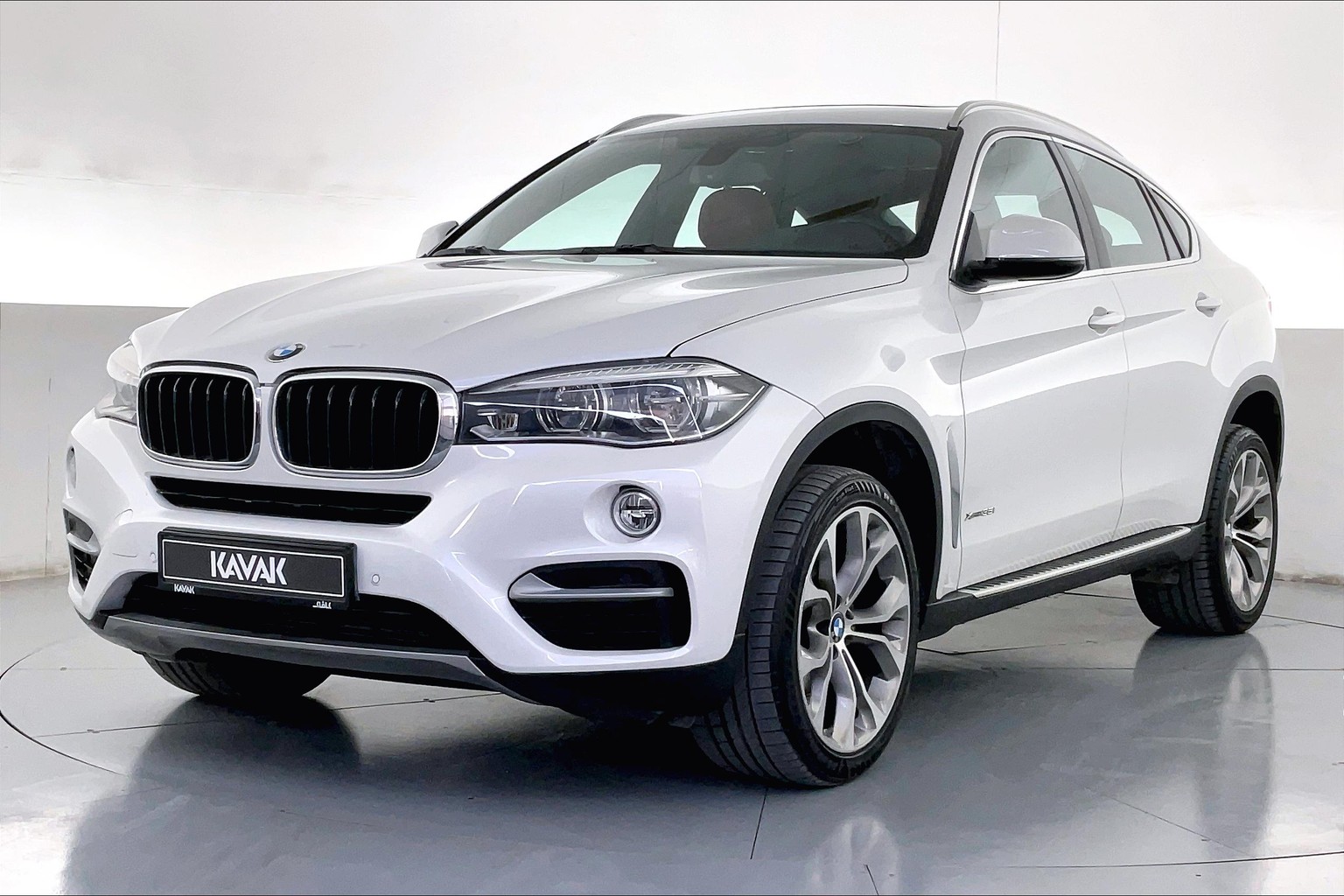 Used Bmw X6 35I EXCLUSIVE Suv 2019 Cars for Sale | KAVAK UAE