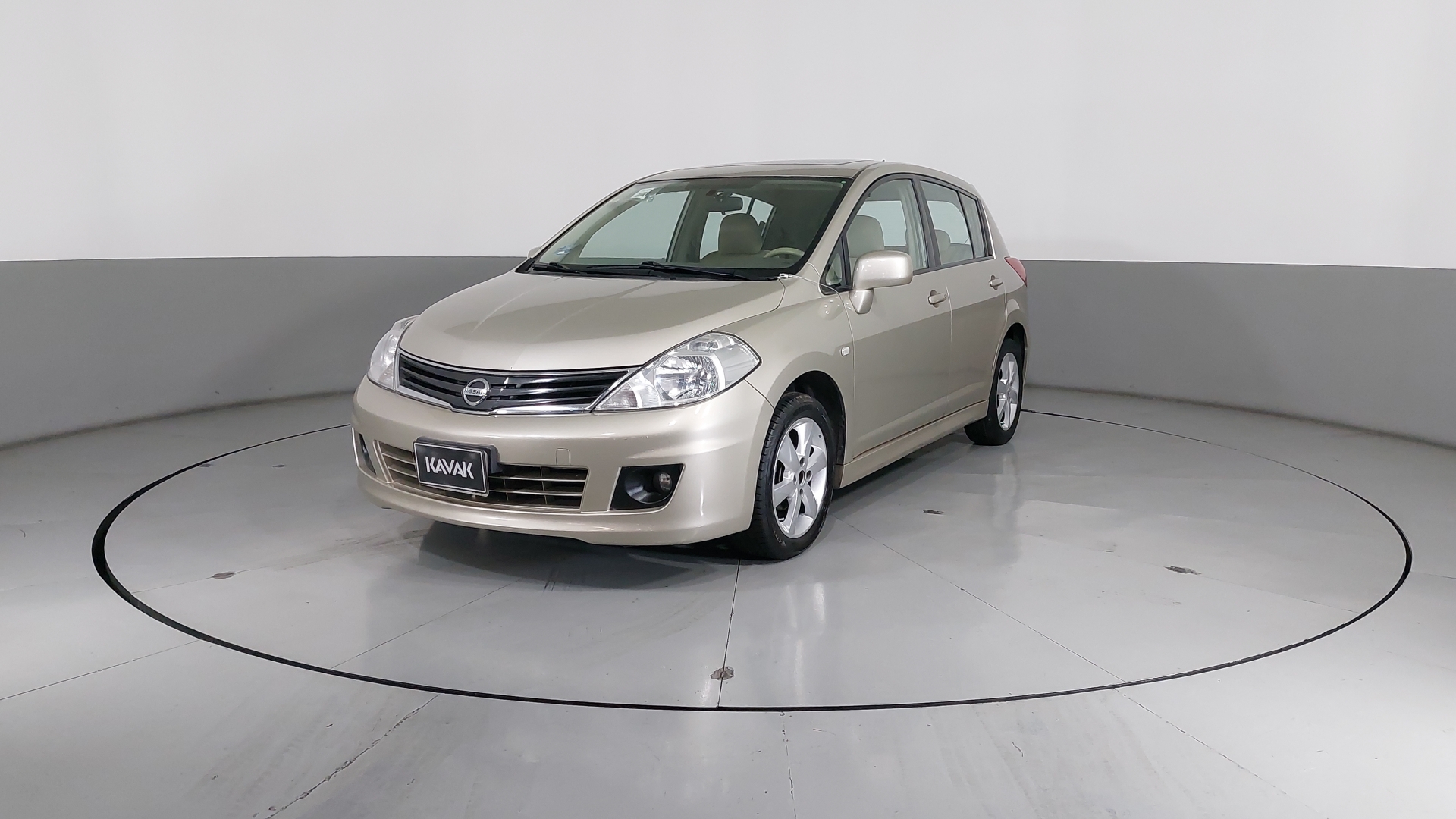 Tiida Hb Autos Nissan Tiida 1.8 PREMIUM HB MT Hatchback 2011 usados | KAVAK México