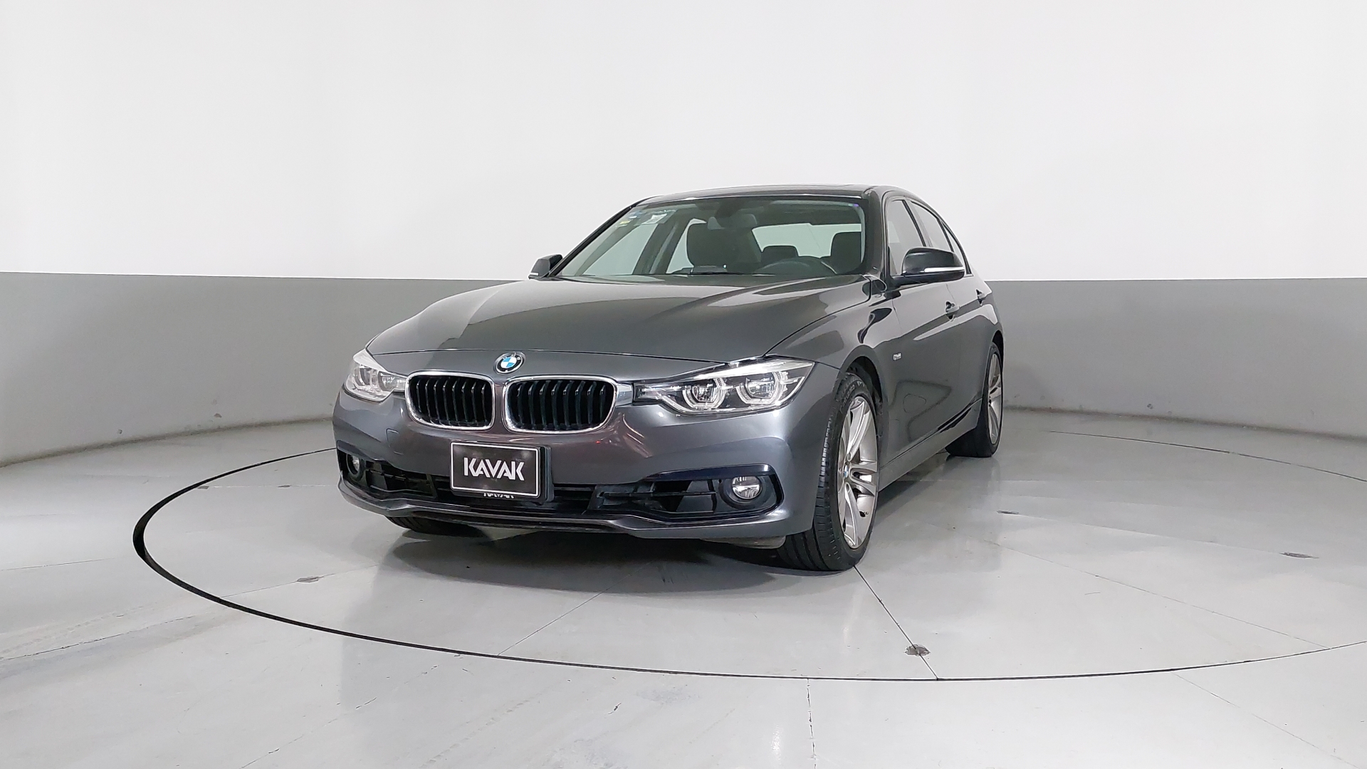 Autos Bmw Serie 3 2 0 320IA SPORT LINE AUTO Sedan 2018 usados KAVAK México