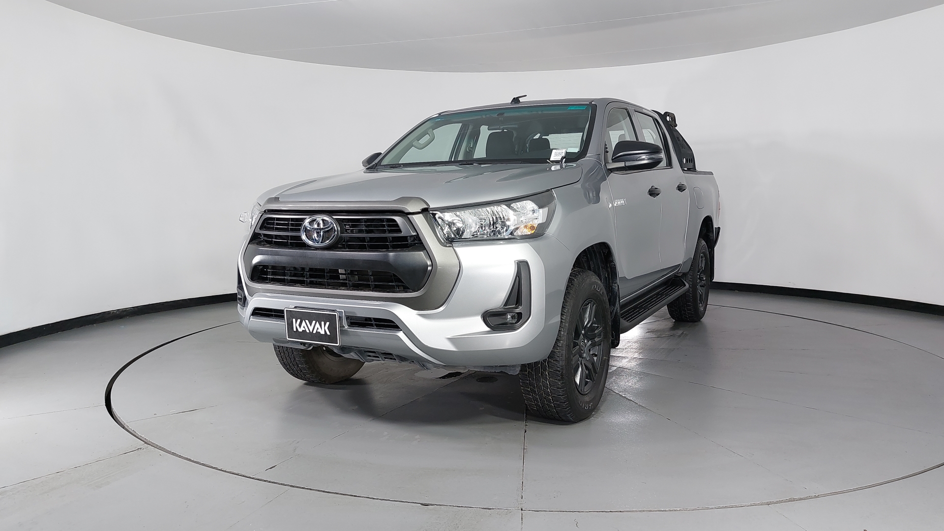 Autos Toyota Hilux 2.7 SR DOBLE CABINA Pickup 2022 usados | KAVAK México