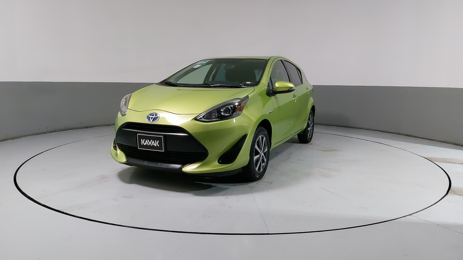 Autos Toyota Prius C 1.5 HYBRID AUTO Hatchback 2019 usados | KAVAK México