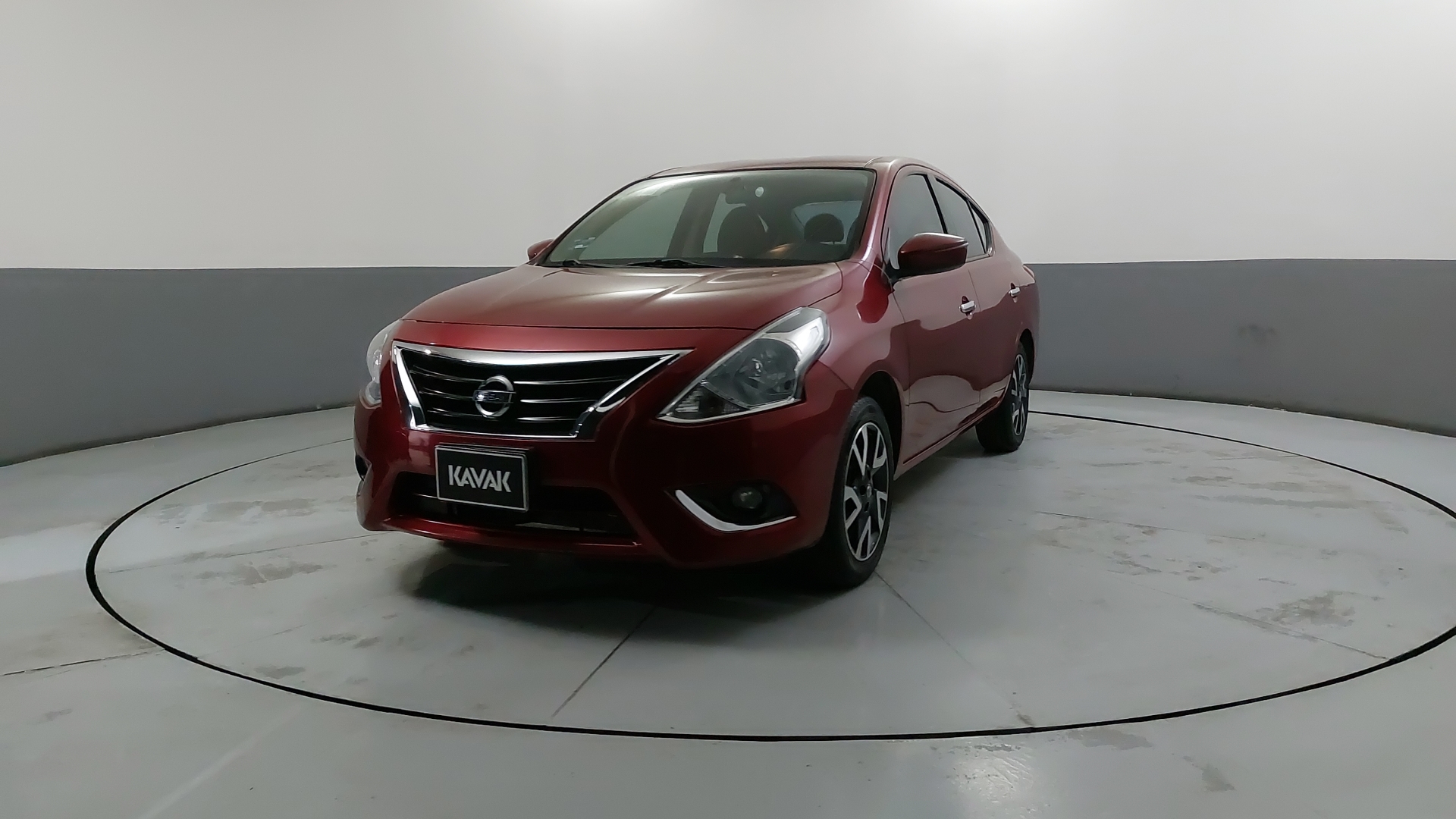 Autos Nissan Versa 1.6 EXCLUSIVE AUTO Sedan 2017 usados | KAVAK México