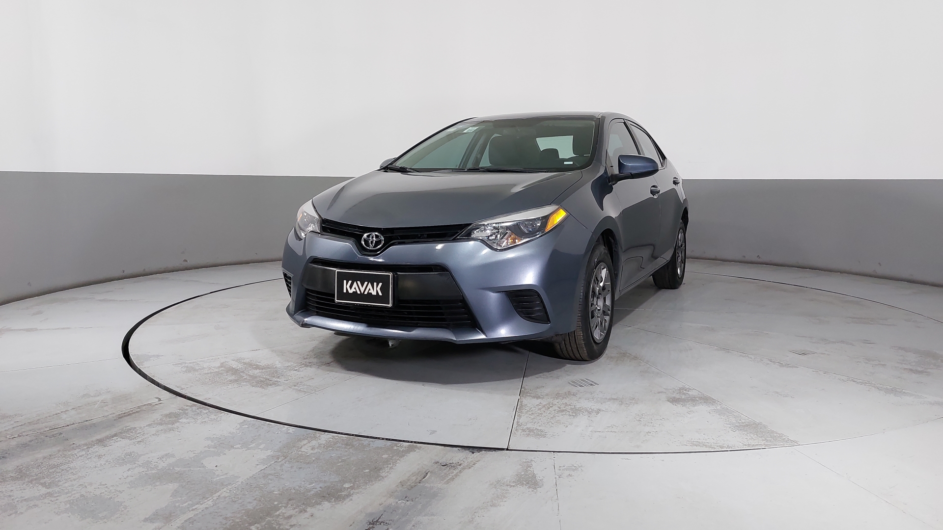 Autos Toyota Corolla 1.8 BASE MT Sedan 2016 usados | KAVAK México