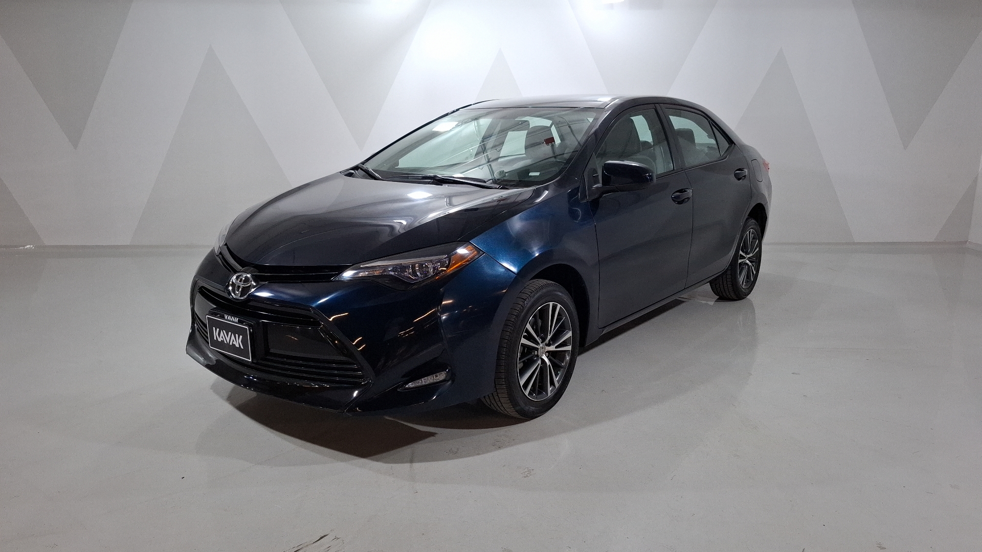 Autos Toyota Corolla 1.8 LE CVT Sedan 2017 usados | KAVAK México
