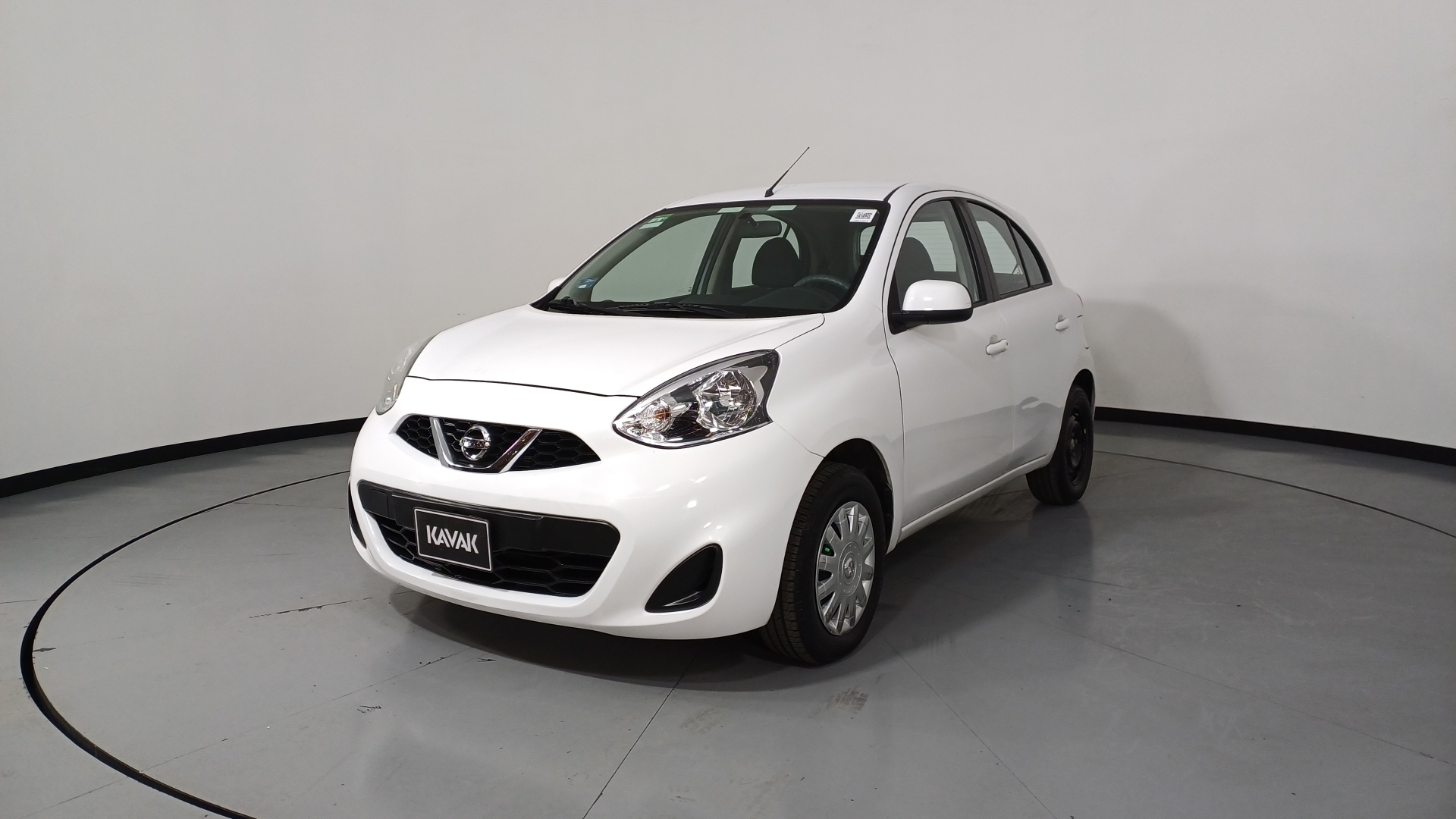 Autos Nissan March 1.6 SENSE AUTO Hatchback 2018 usados | KAVAK México