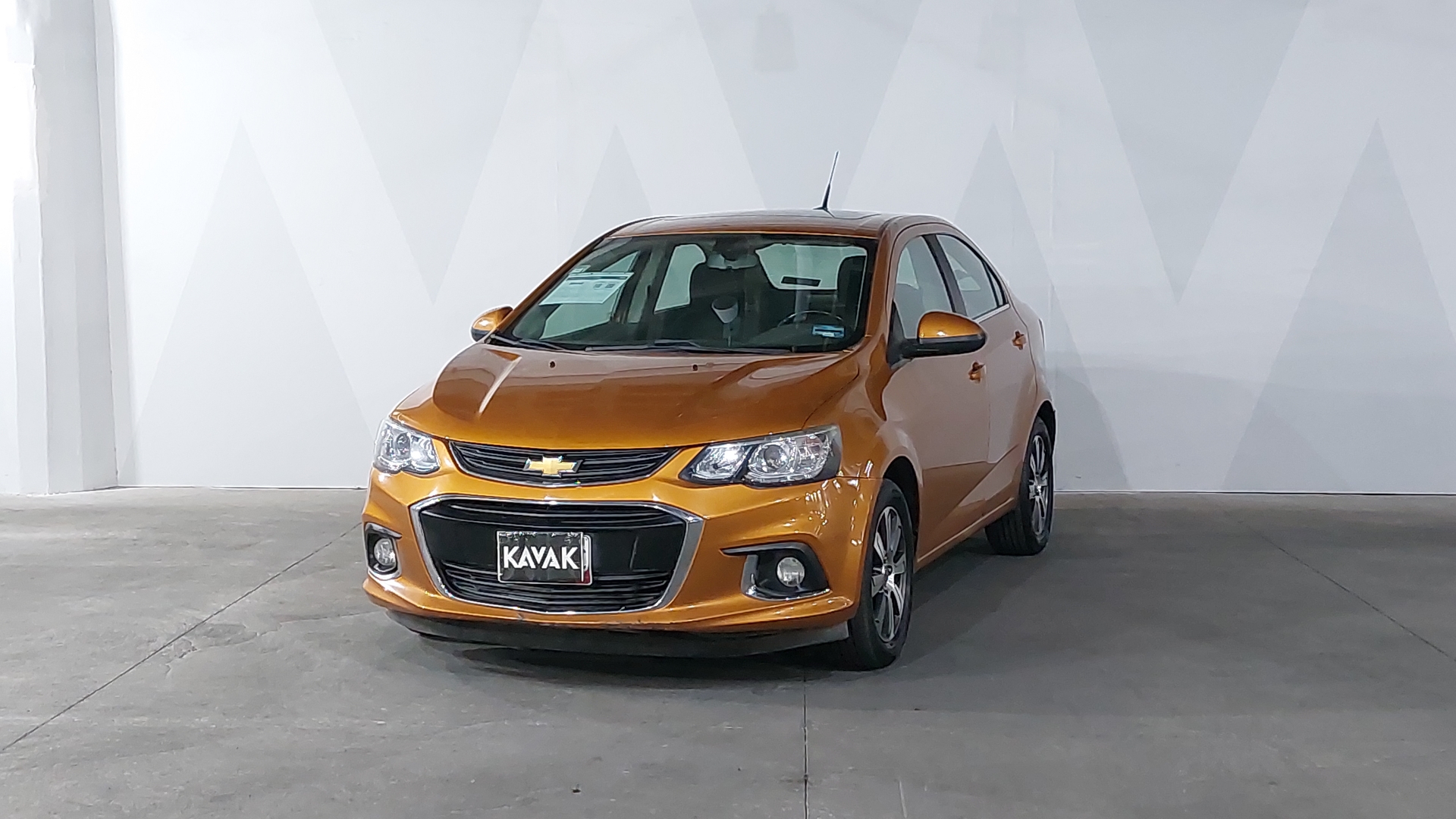 Autos Chevrolet Sonic 1.6 AT F PREMIER Sedan 2017 usados | KAVAK México