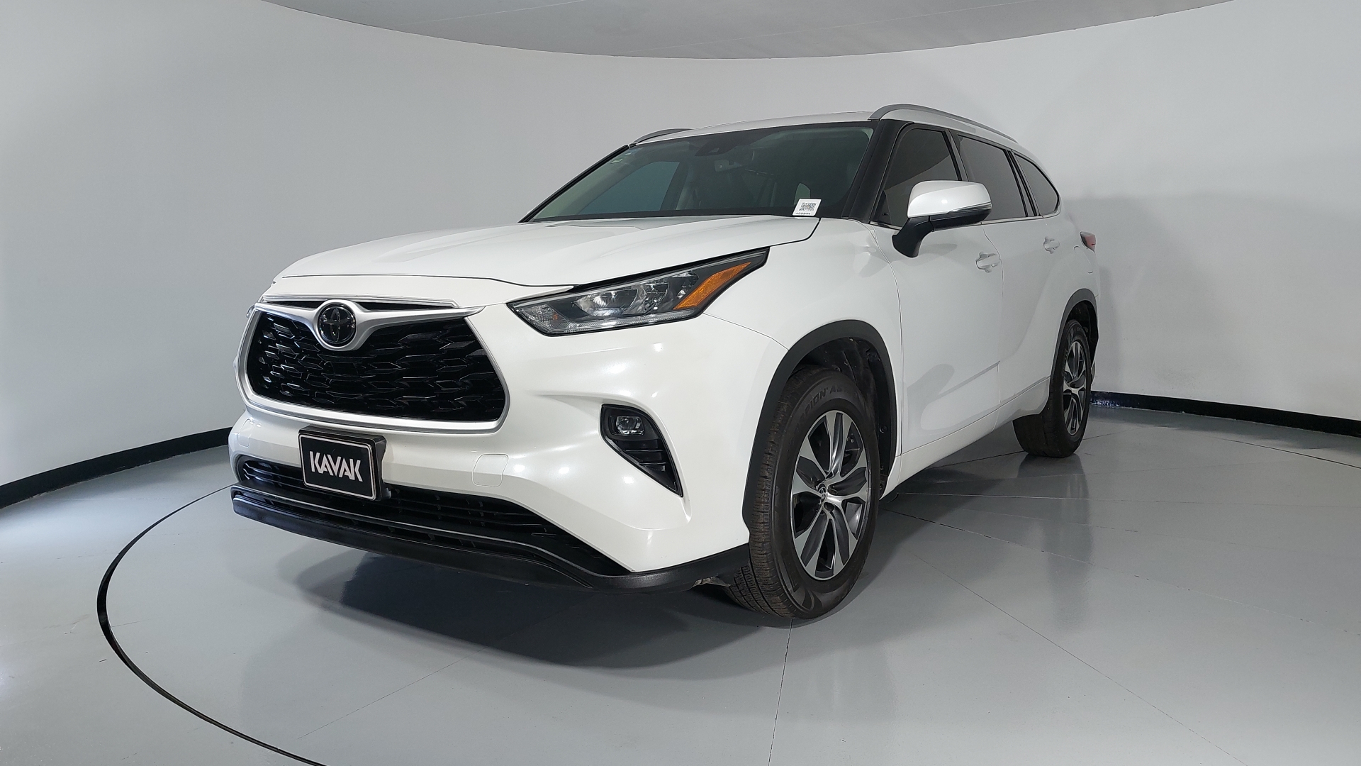 Autos Toyota Highlander 3.5 XLE AUTO Suv 2022 usados | KAVAK México