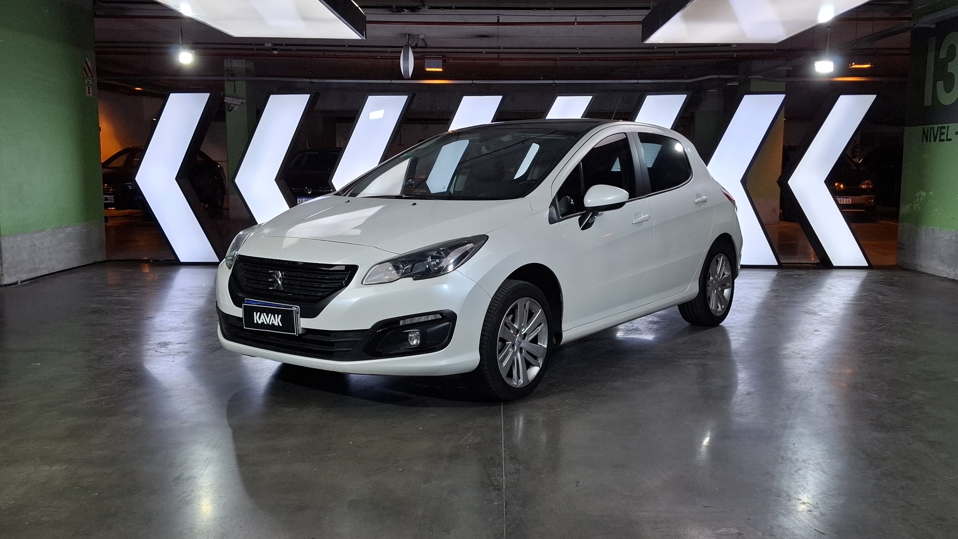 Autos Peugeot 308 1.6 HDI ALLURE AM20 Hatchback 2021 usados | KAVAK ...