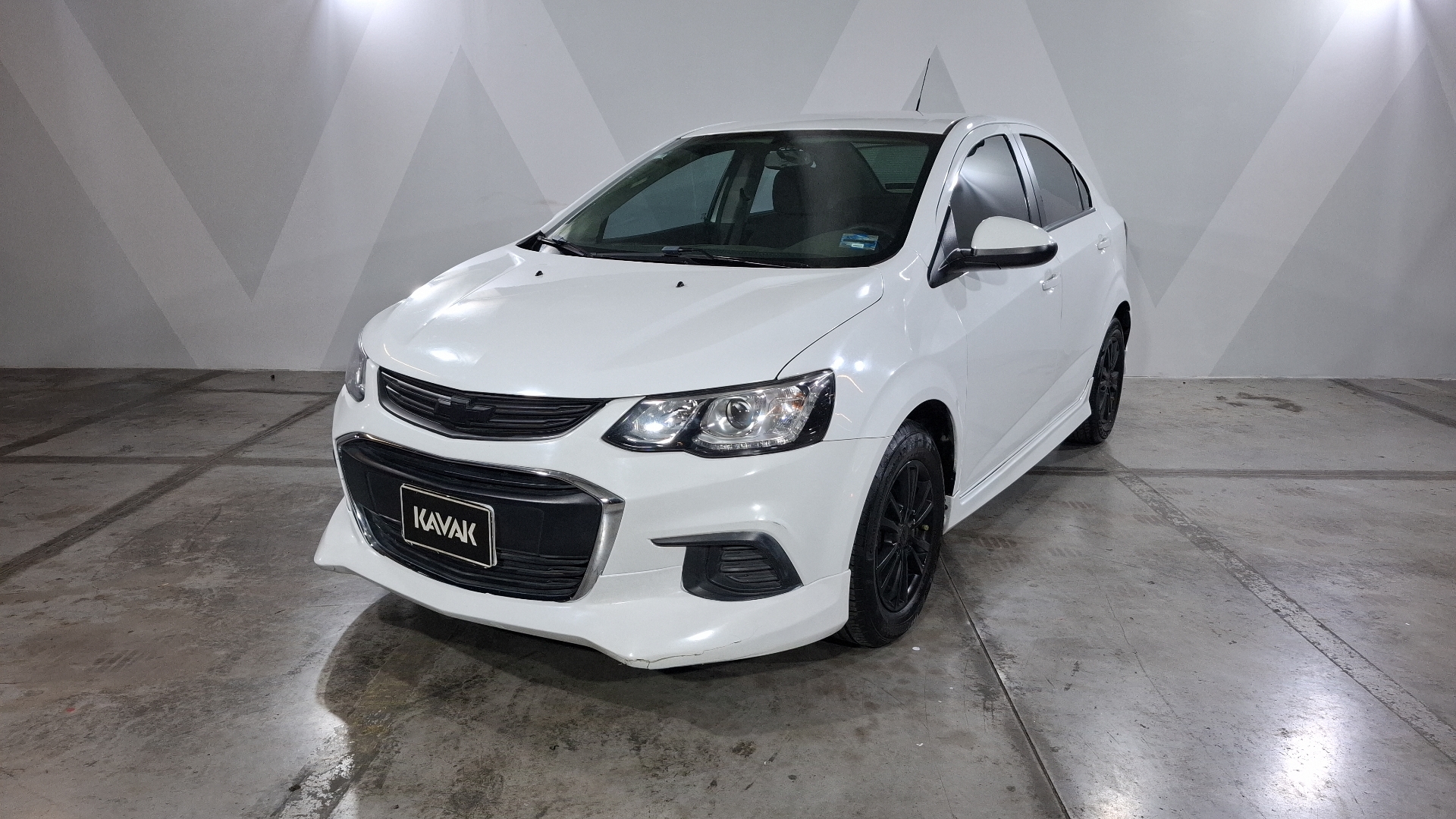 Autos Chevrolet Sonic 1.6 AT E LT Sedan 2017 usados | KAVAK México