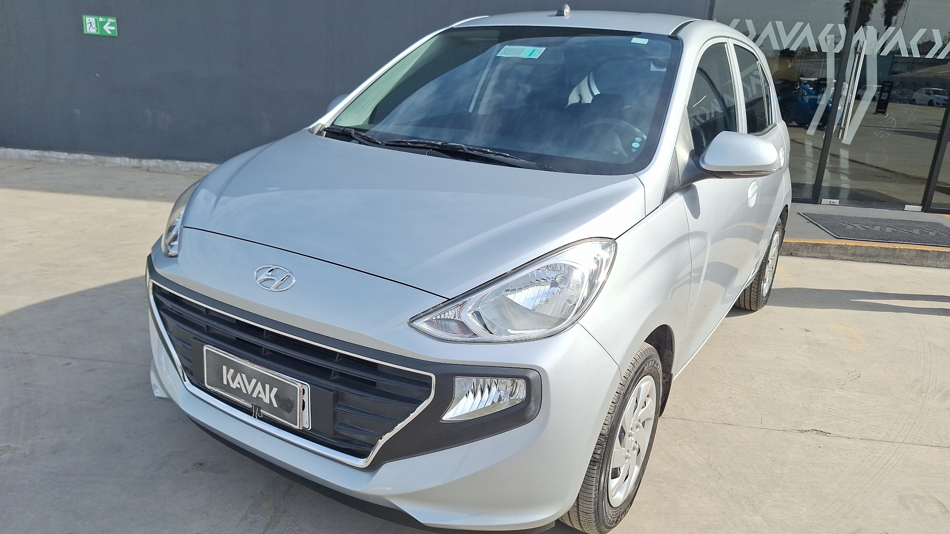 Autos Hyundai Atos 1.1 PLUS Hatchback 2022 usados | KAVAK Chile