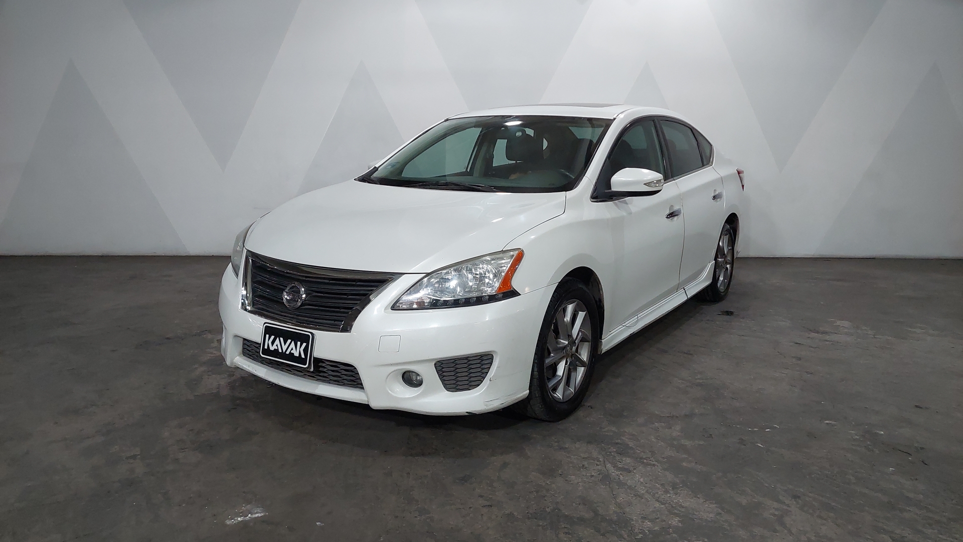 Sentra Sr 2016 Autos Nissan Sentra 1.8 SR NAVI CVT Sedan 2016 usados | KAVAK México