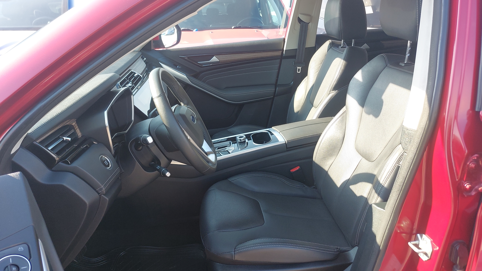 Ford Territory — foto 15 de 17