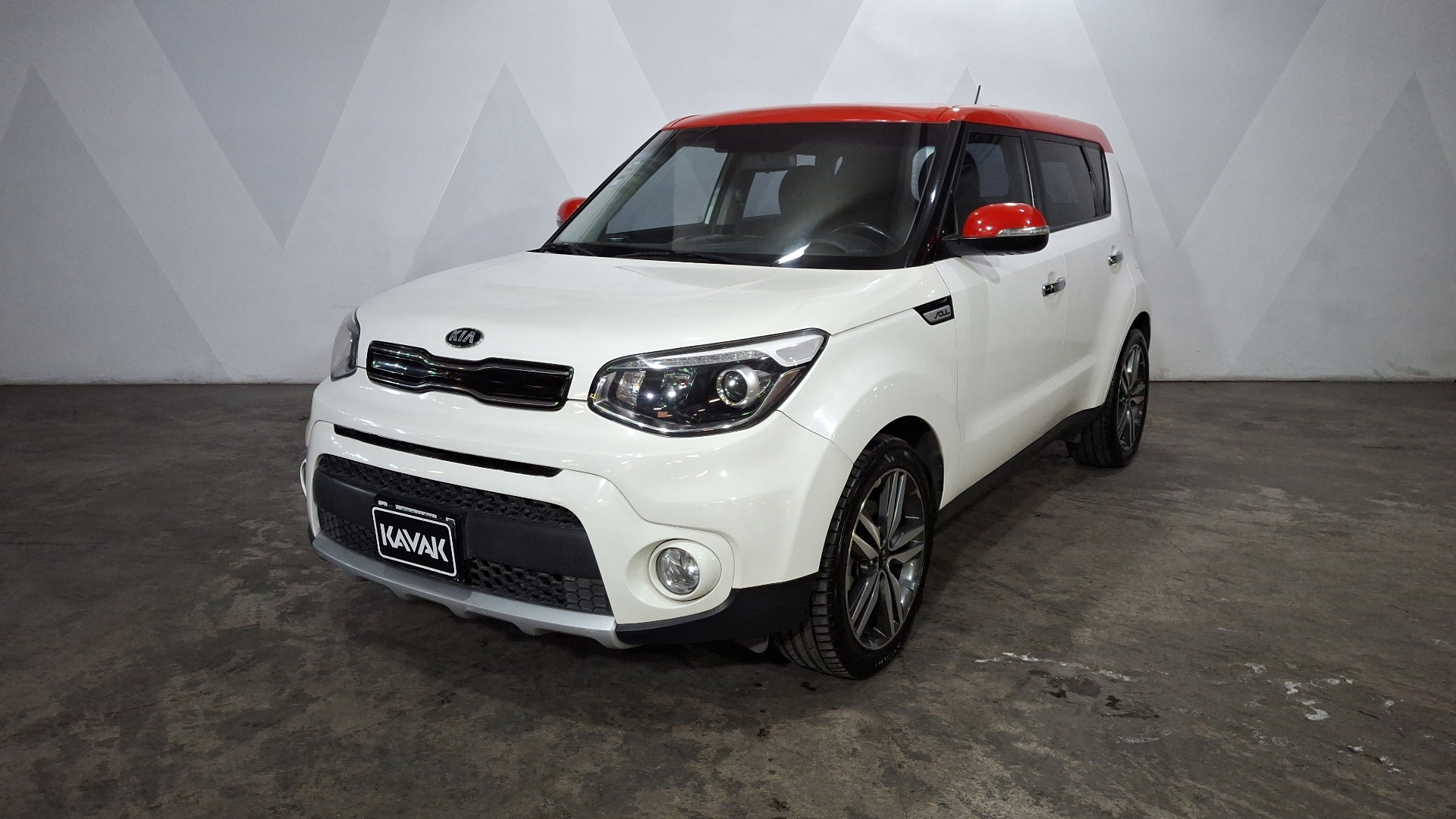 Autos Kia Soul 2.0 EX AUTO Hatchback 2018 usados | KAVAK México