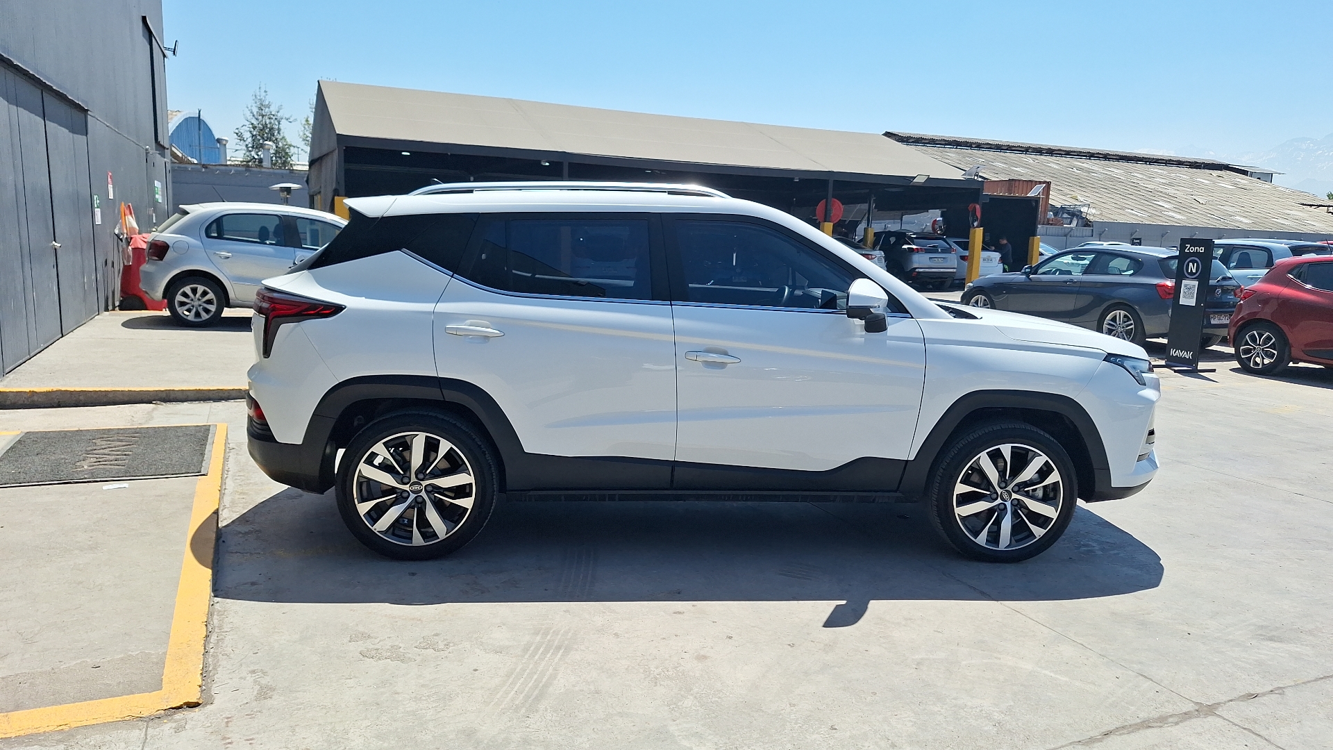 JAC E-Js4 — foto 5 de 16