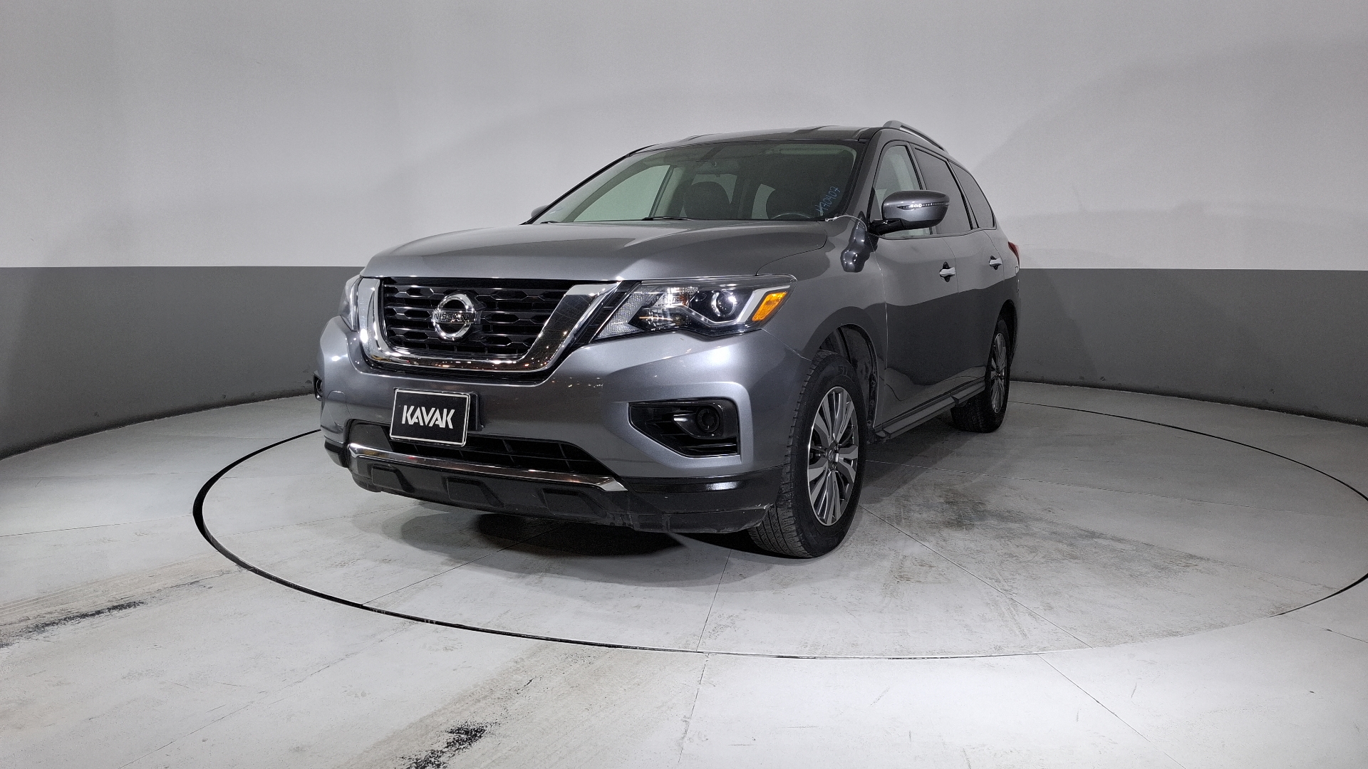 Autos Nissan Pathfinder 3.5 SENSE AUTO Suv 2018 usados | KAVAK México