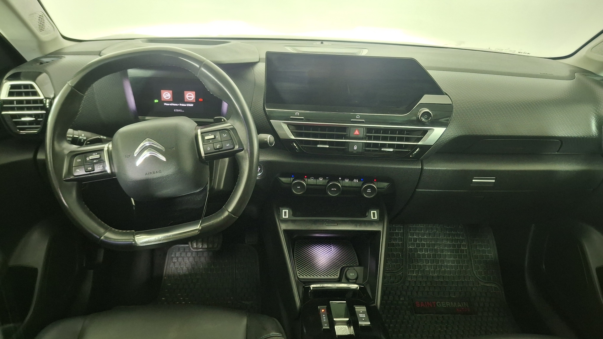 Citroën C4 — foto 8 de 18