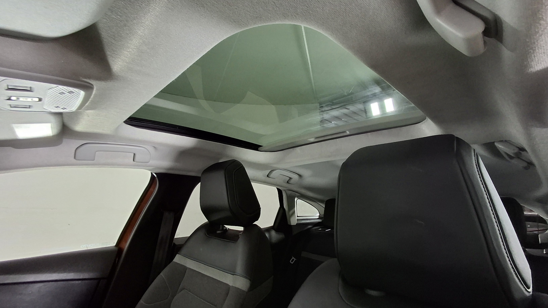 Citroën C4 — foto 14 de 18