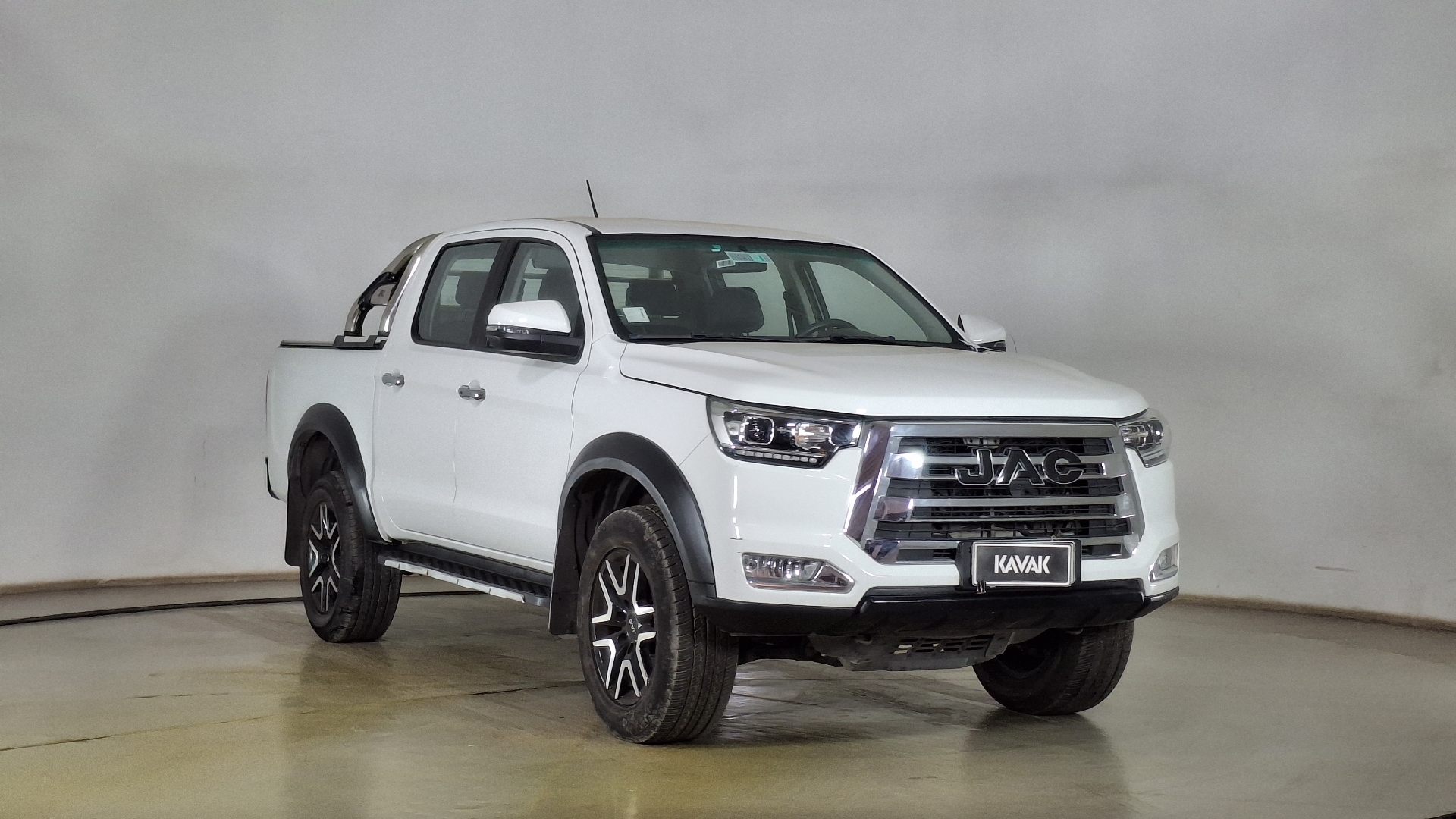 JAC T8 — foto 3 de 17