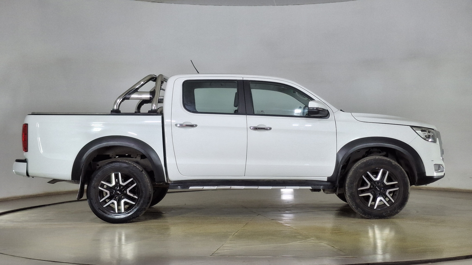 JAC T8 — foto 4 de 17