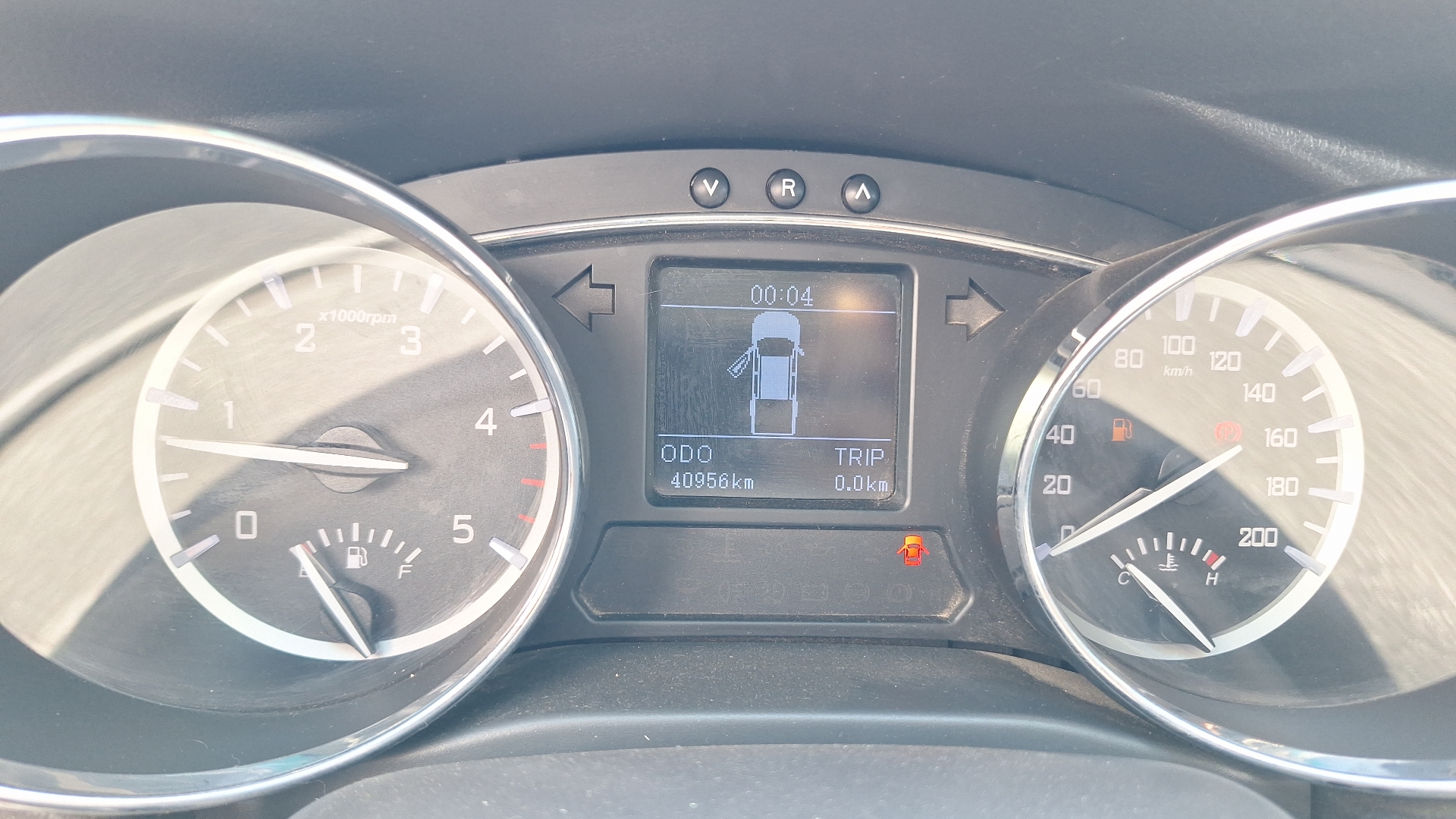 JAC T8 — foto 10 de 17