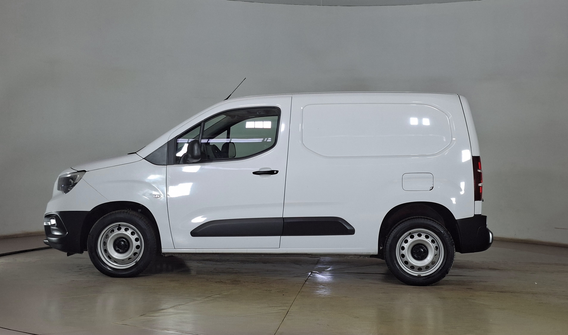 Opel Combo — foto 7 de 15