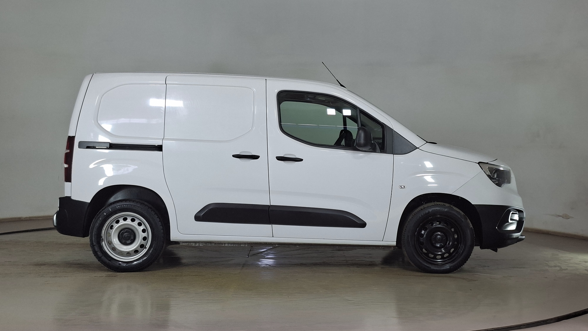 Opel Combo — foto 4 de 15
