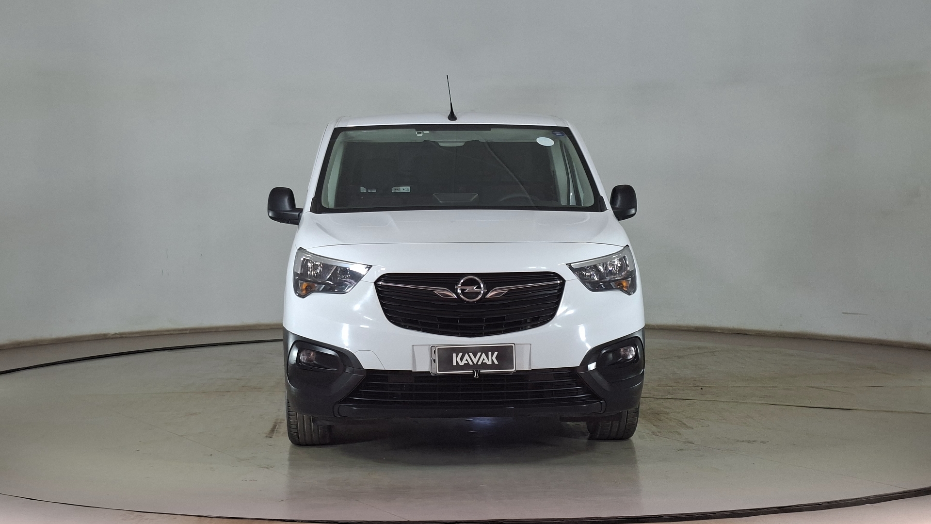 Opel Combo — foto 2 de 15