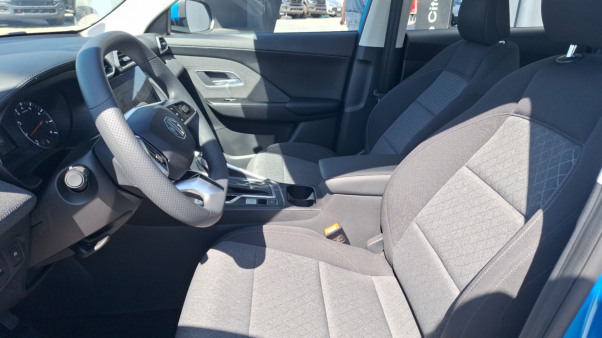 MG Zs — foto 14 de 15