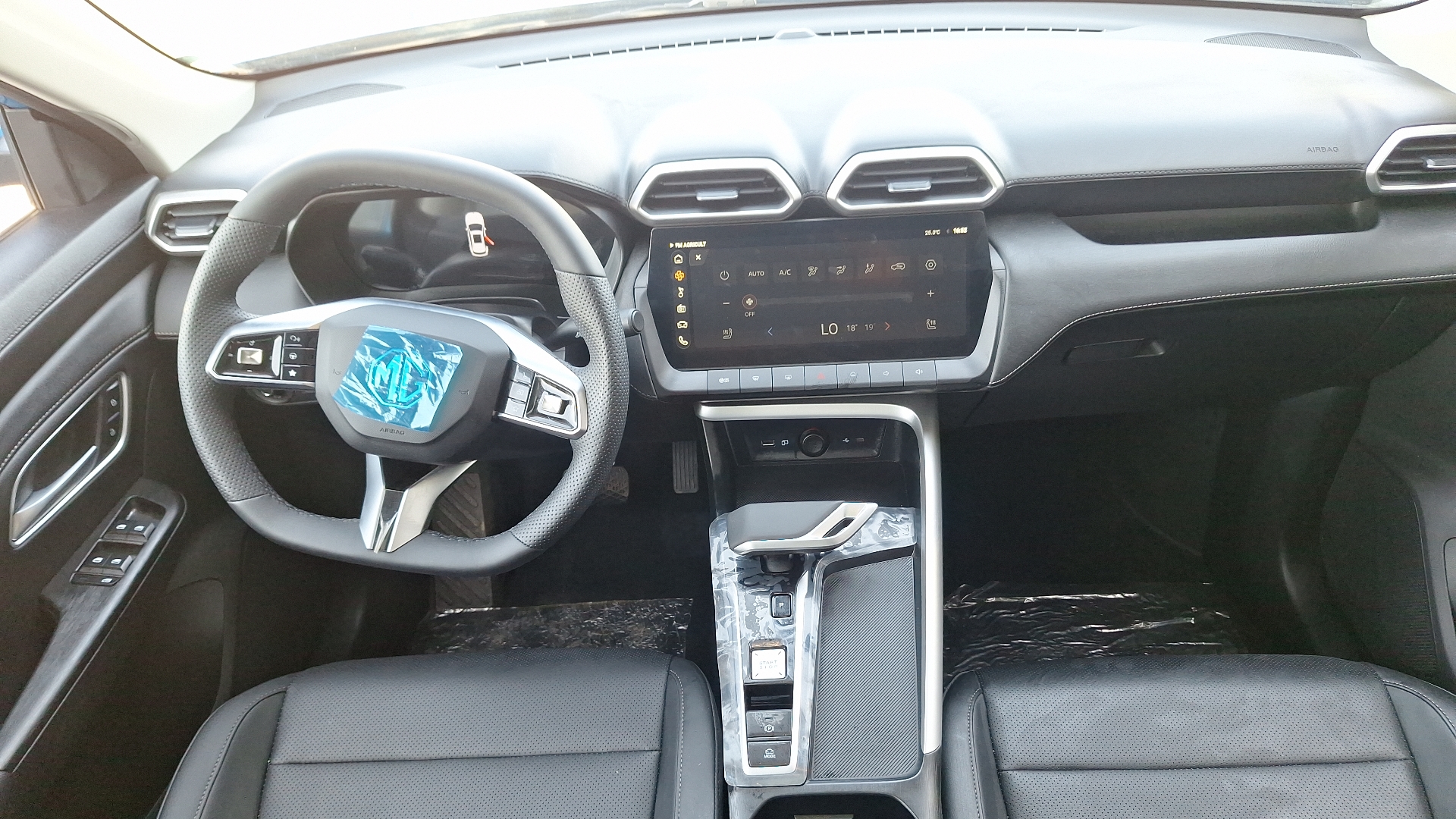 MG Zs — foto 6 de 16
