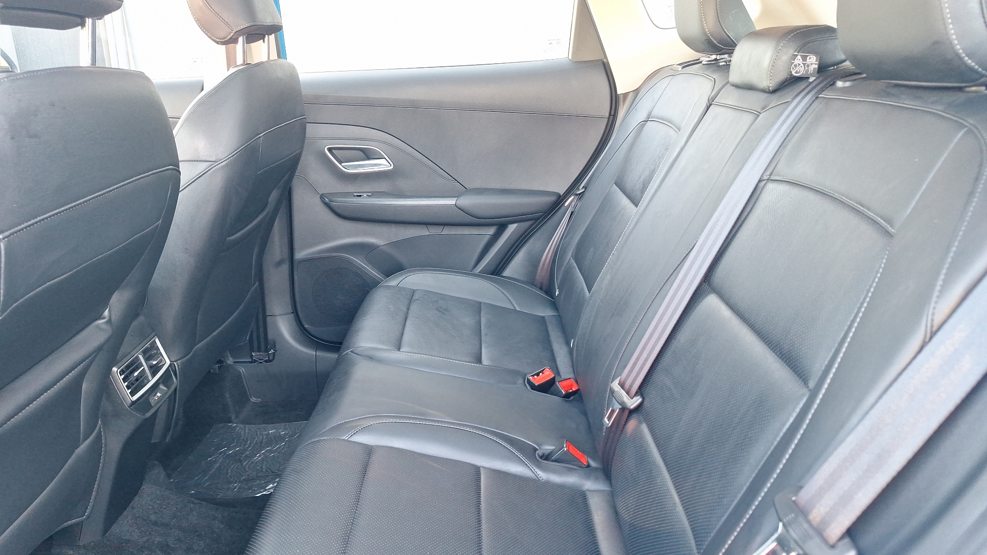 MG Zs — foto 14 de 16