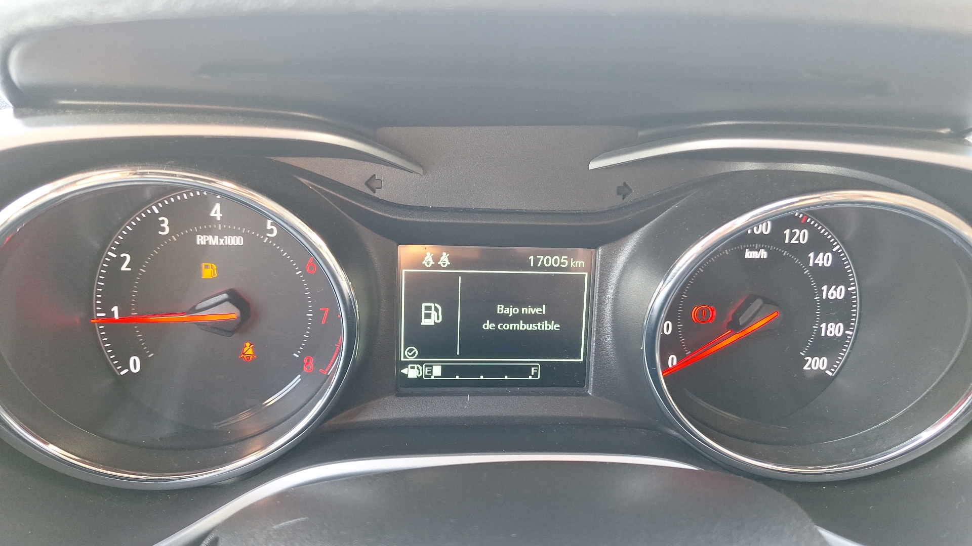 Chevrolet Tracker — foto 9 de 15