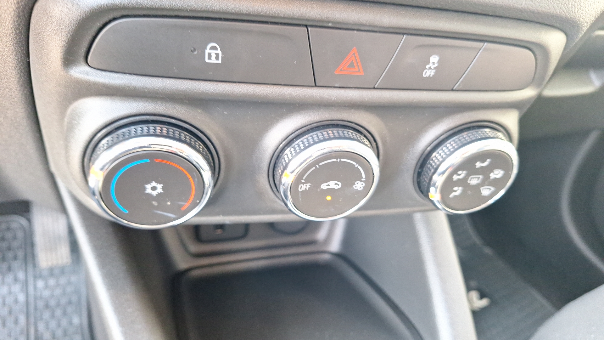 Chevrolet Tracker — foto 15 de 15