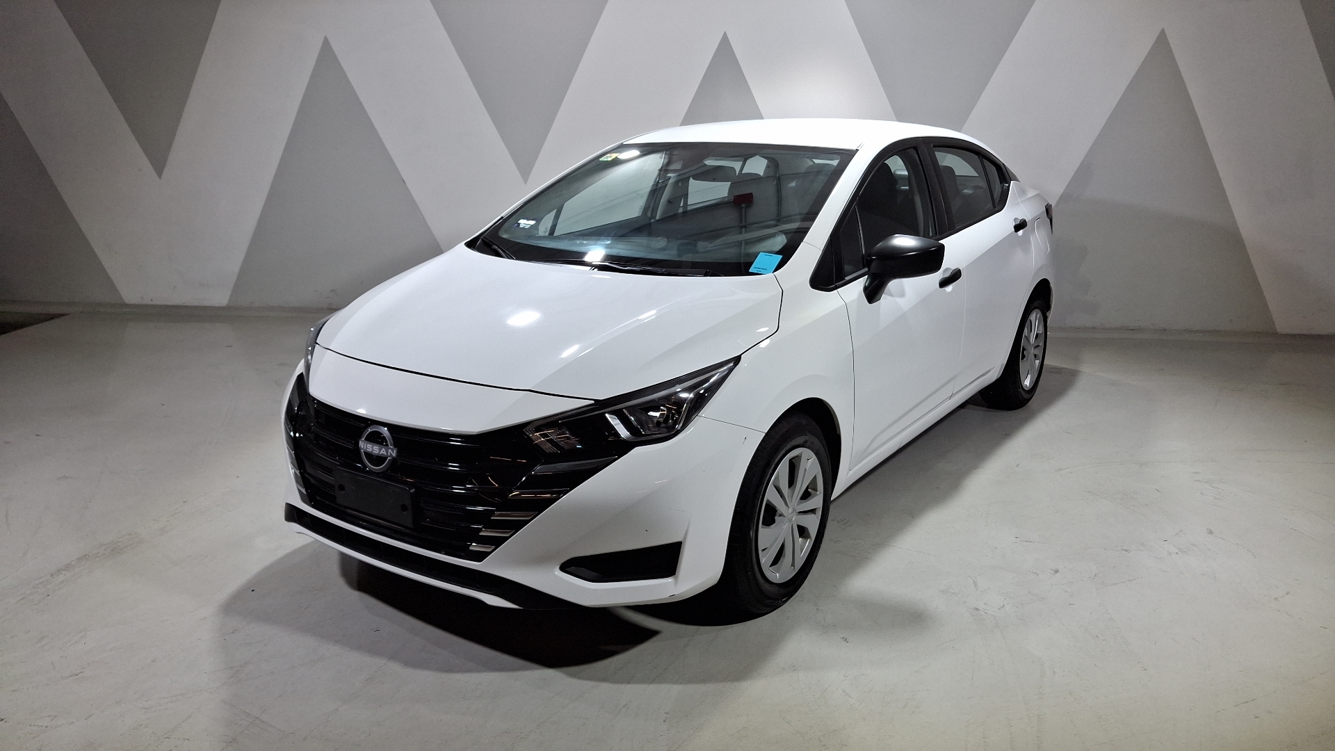Nissan Versa 2025
