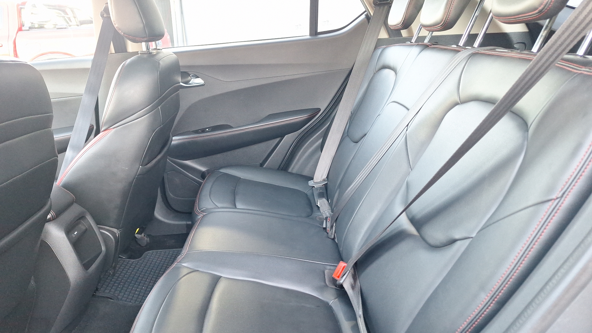 Chevrolet Groove — foto 14 de 16