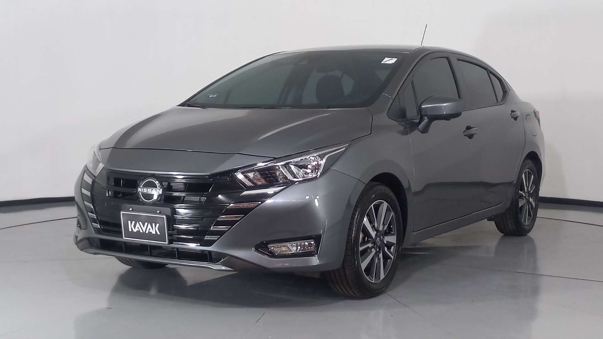 Nissan Versa 2024