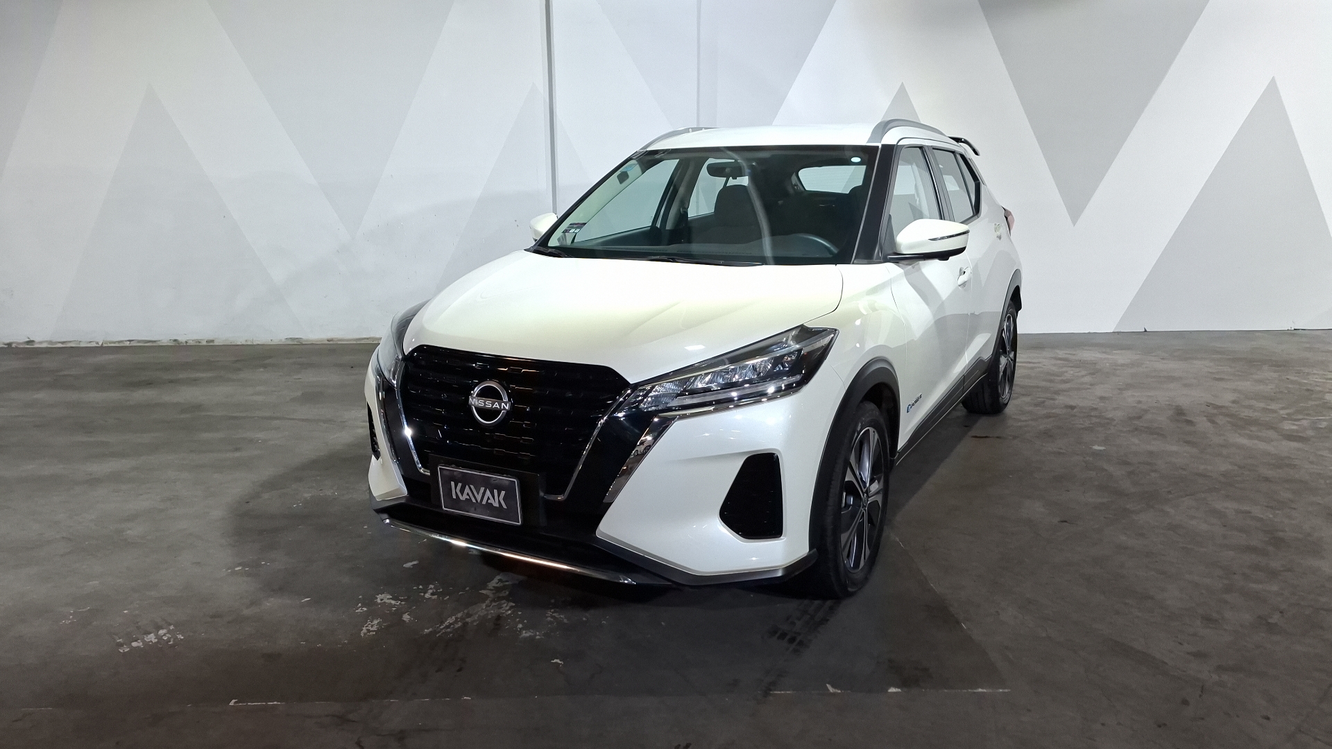 Nissan Kicks Play 2026