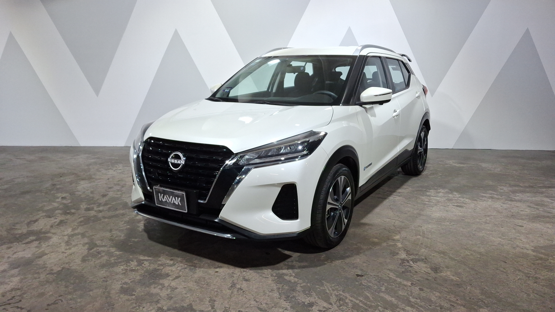 Nissan Kicks Play 2026