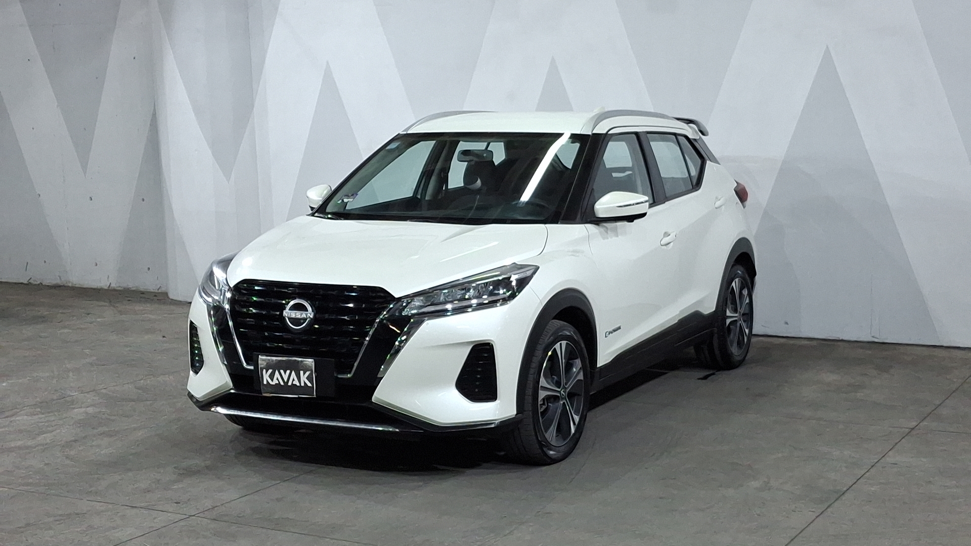 Nissan Kicks Play 2026